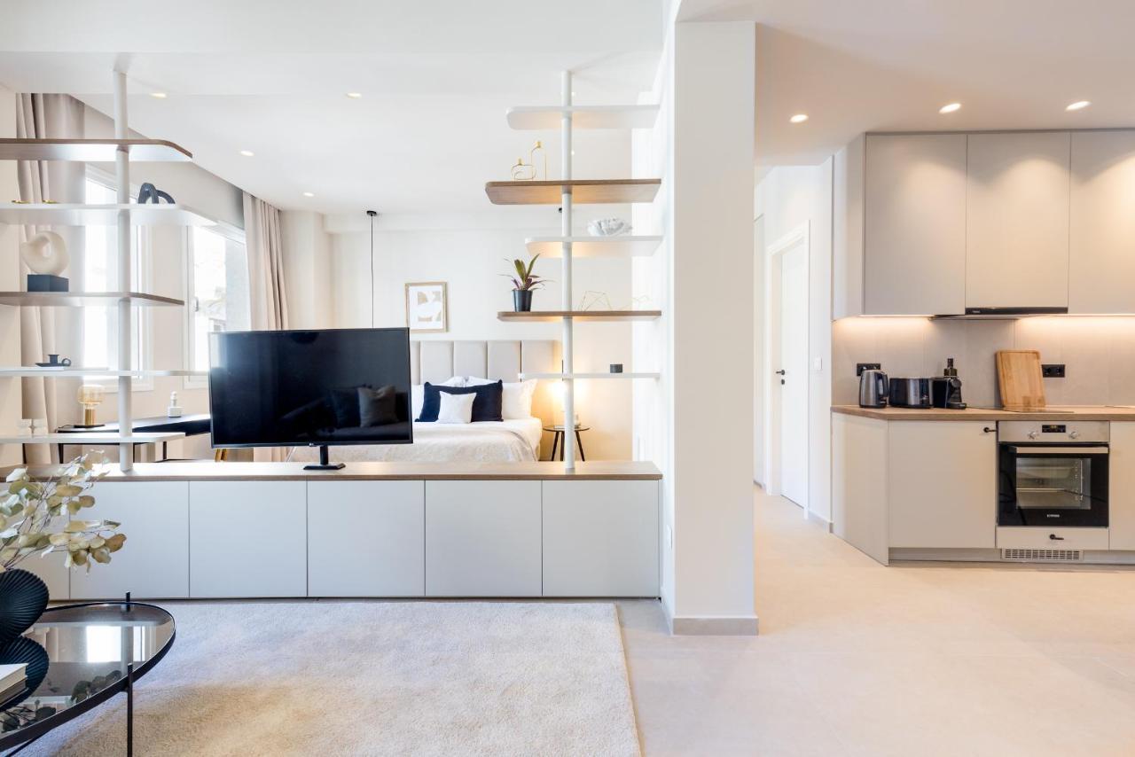 Luxury Apartments In Plaka By Upstreet 아테네 외부 사진