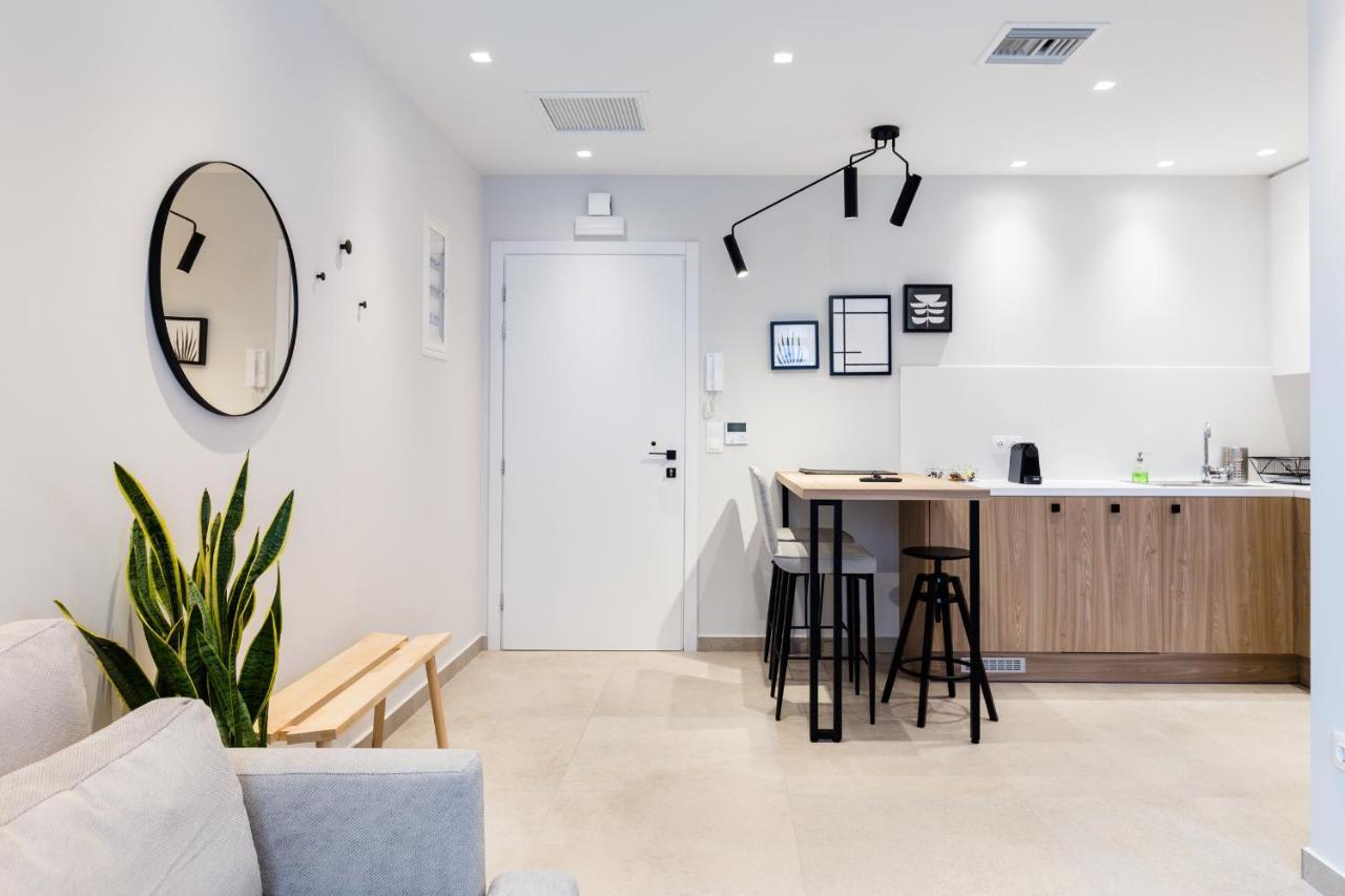 Luxury Apartments In Plaka By Upstreet 아테네 외부 사진